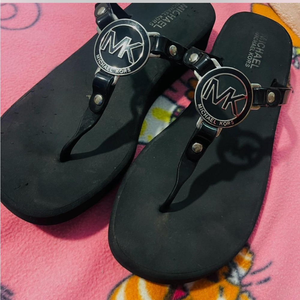 Michael Kors Black Logo Thong Sandals - Picture 3 of 5